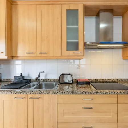 Primera Luxury House *