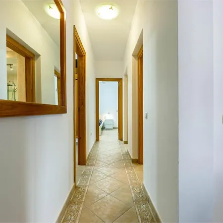 Primera Luxury House *