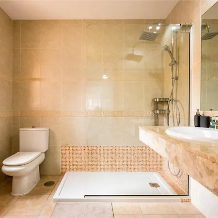 Primera Luxury House Βίλα *