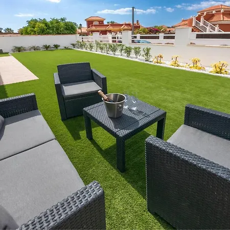 Βίλα Primera Luxury House