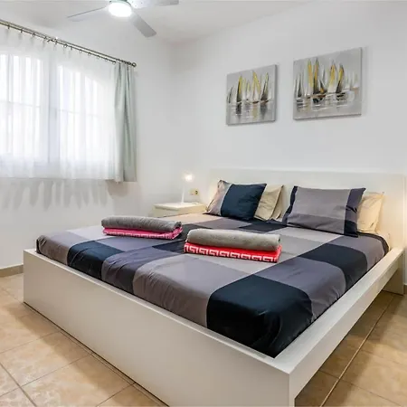 Primera Luxury House Βίλα