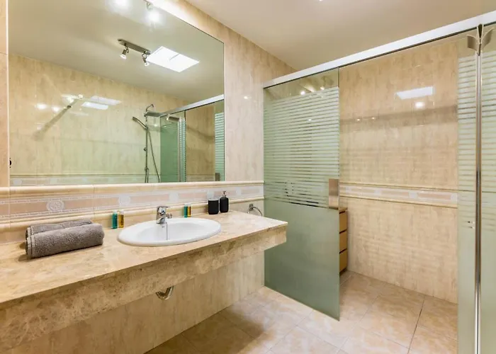 Primera Luxury House