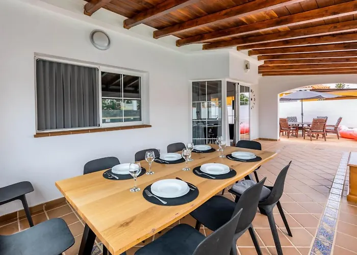 فيلة Primera Luxury House *