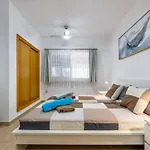 Βίλα Primera Luxury House *